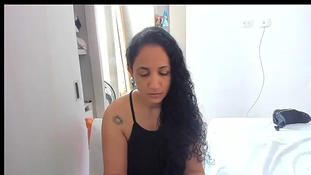 alaskmiller1 online show from 11/11/25, 07:58