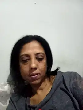 Mahi4luv online show from 07/11/26, 10:00