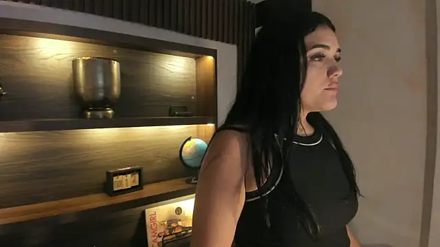 Snapshot of Maddysex_ chatting on 05/15/26, 10:22 Maddysex online show from 05/15/26, 10:22