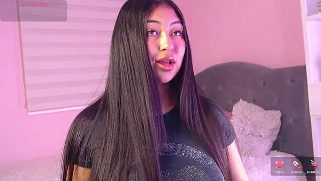 Snapshot of Pocahontas_power chatting on 12/14/24, 05:36 Pocahontas power online show from 12/14/24, 05:36