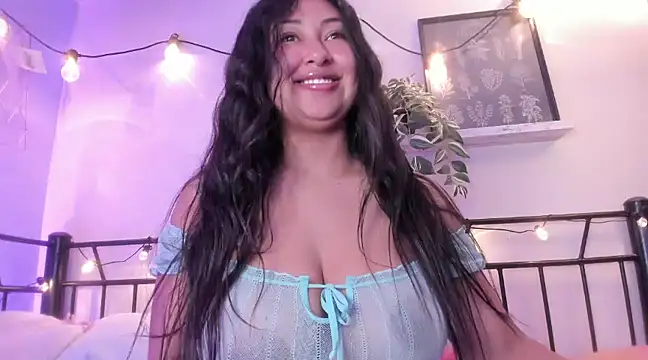 Snapshot of Pocahontas_power chatting on 02/13/25, 09:49 Pocahontas power online show from 02/13/25, 09:49