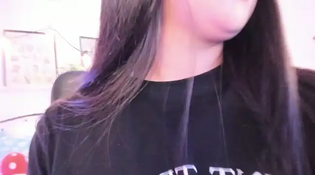 Snapshot of Pocahontas_power chatting on 02/19/25, 05:16 Pocahontas power online show from 02/19/25, 05:16