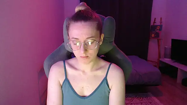 Snapshot of AnabelFrel chatting on 11/09/25, 01:15 AnabelFrel online show from 11/09/25, 01:15