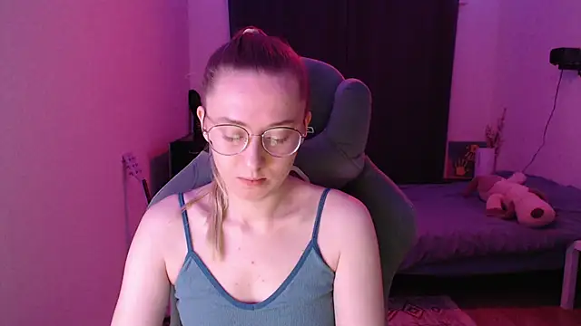 Snapshot of AnabelFrel chatting on 01/18/26, 01:09 AnabelFrel online show from 01/18/26, 01:09