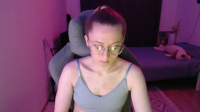 Snapshot of AnabelFrel chatting on 02/08/26, 01:20 AnabelFrel online show from 02/08/26, 01:20