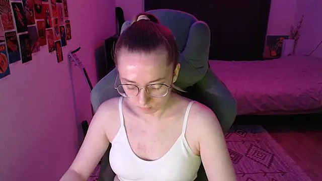 Snapshot of AnabelFrel chatting on 03/01/26, 01:18 AnabelFrel online show from 03/01/26, 01:18