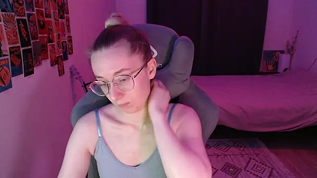 Snapshot of AnabelFrel chatting on 03/12/26, 12:39 AnabelFrel online show from 03/12/26, 12:39