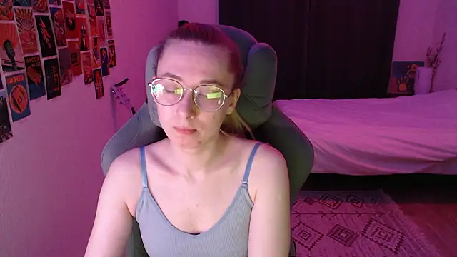 Snapshot of AnabelFrel chatting on 03/19/26, 12:14 AnabelFrel online show from 03/19/26, 12:14