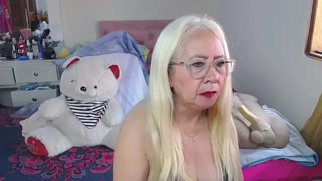 lucy belle bm online show from 04/27/26, 02:26