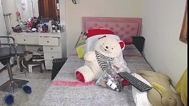 lucy belle bm online show from 06/25/26, 02:21