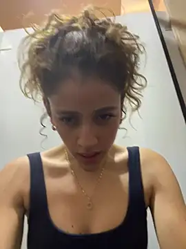 alana15 online show from 01/30/25, 07:04