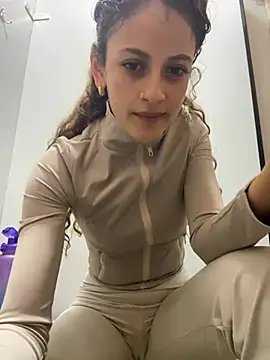 alana15 online show from 03/02/25, 01:38