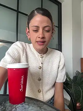 alana15 online show from 10/10/25, 09:58