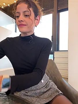 alana15 online show from 10/11/25, 09:35