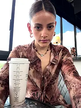 alana15 online show from 01/18/26, 05:06