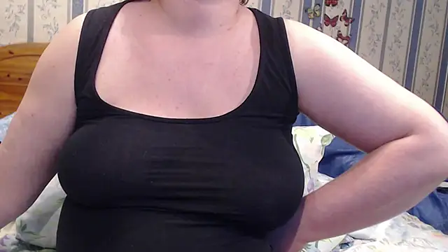 Snapshot of AMARILLIS chatting on 03/06/26, 03:25 AMARILLIS online show from 03/06/26, 03:25