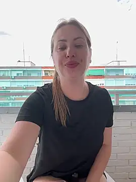 AlisaWhite online show from 06/04/26, 03:40
