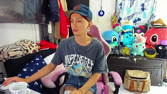 Lawrncesofiets online show from 02/23/25, 03:08