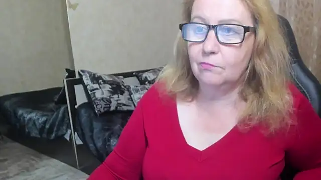 Snapshot of Frau_Marta chatting on 10/17/25, 12:08 Frau Marta online show from 10/17/25, 12:08