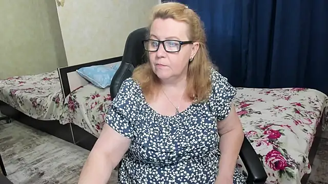 Snapshot of Frau_Marta chatting on 03/28/26, 01:11 Frau Marta online show from 03/28/26, 01:11