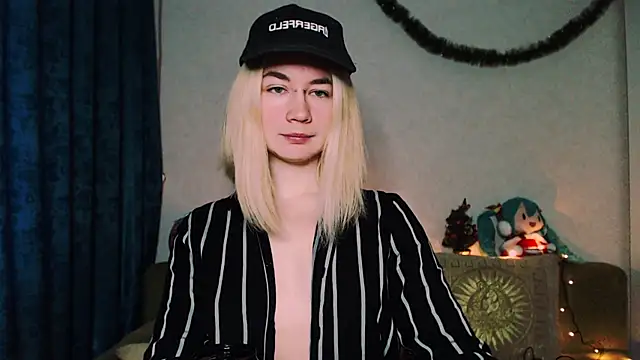 xxxcharismaaa online show from 01/02/25, 06:07