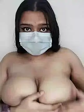 Snapshot of Sneha_angelic chatting on 01/12/25, 07:10 Sneha angelic online show from 01/12/25, 07:10