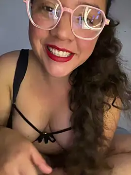 Snapshot of Vivi_Kvsh chatting on 02/23/26, 11:02 Vivi Kvsh online show from 02/23/26, 11:02