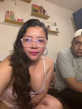 Snapshot of Vivi_Kvsh chatting on 03/15/26, 06:30 Vivi Kvsh online show from 03/15/26, 06:30