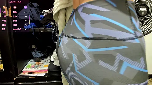 BlowMommy  online show from 03/11/25, 12:22