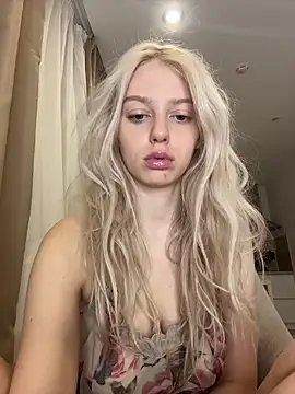 AnikaBest online show from 10/31/25, 02:56