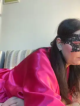 Snapshot of HotMilfMargo chatting on 02/24/25, 01:10 HotMilfMargo online show from 02/24/25, 01:10