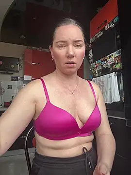 Snapshot of HotMilfMargo chatting on 02/26/25, 10:58 HotMilfMargo online show from 02/26/25, 10:58