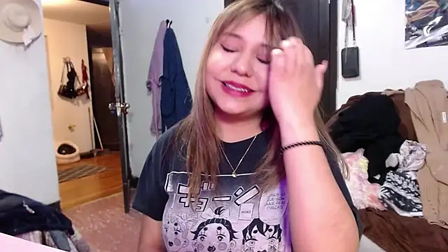 Snapshot of lil_daisy7 chatting on 02/07/25, 04:27 lil daisy7 online show from 02/07/25, 04:27