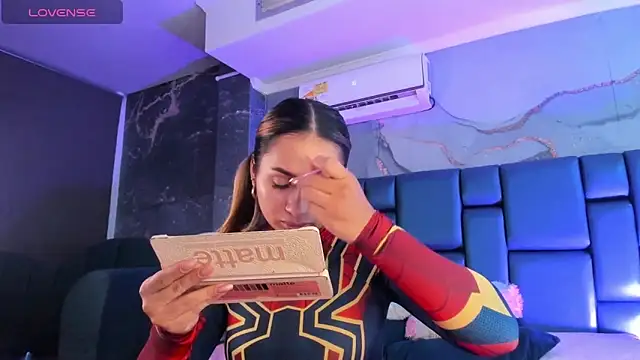 Vivi prinncess online show from 02/20/25, 03:01