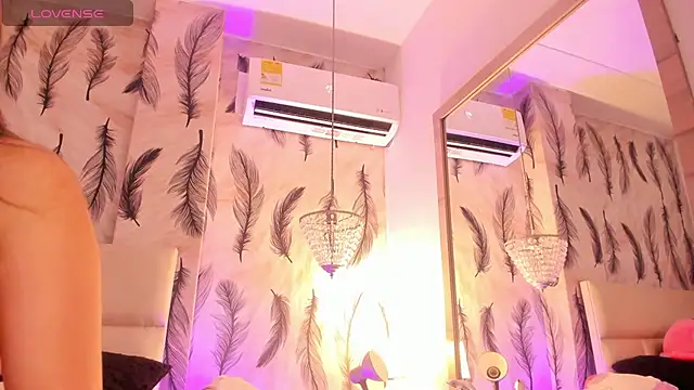 Vivi prinncess online show from 10/15/25, 11:05