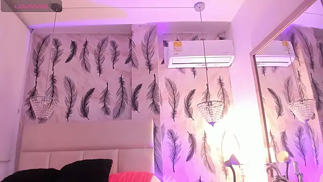 Vivi prinncess online show from 10/17/25, 11:18