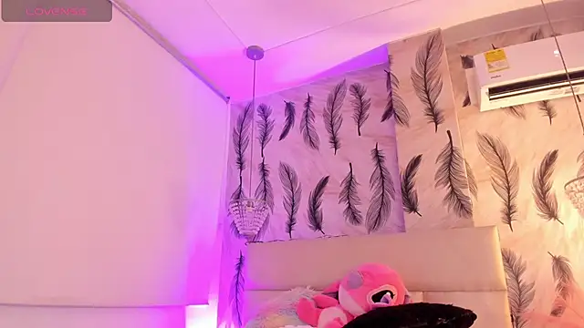 Vivi prinncess online show from 11/07/25, 10:32