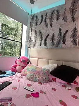 Vivi prinncess online show from 11/28/25, 03:36