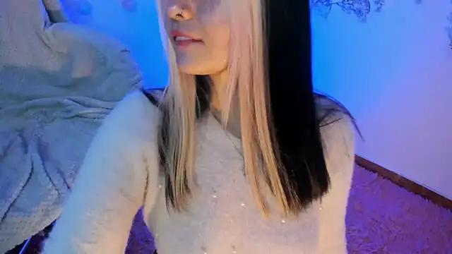 Snapshot of Sammysammy_ chatting on 12/22/24, 07:44 Sammysammy online show from 12/22/24, 07:44