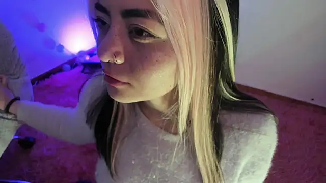 Snapshot of Sammysammy_ chatting on 12/22/24, 10:49 Sammysammy online show from 12/22/24, 10:49