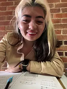 Snapshot of Sammysammy_ chatting on 01/16/25, 07:52 Sammysammy online show from 01/16/25, 07:52