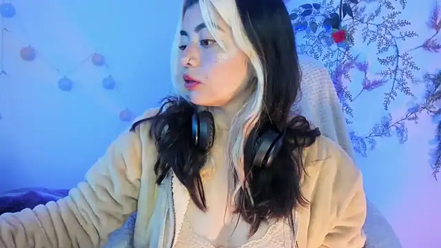 Snapshot of Sammysammy_ chatting on 02/02/25, 11:11 Sammysammy online show from 02/02/25, 11:11