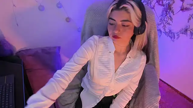 Snapshot of Sammysammy_ chatting on 02/05/25, 03:45 Sammysammy online show from 02/05/25, 03:45