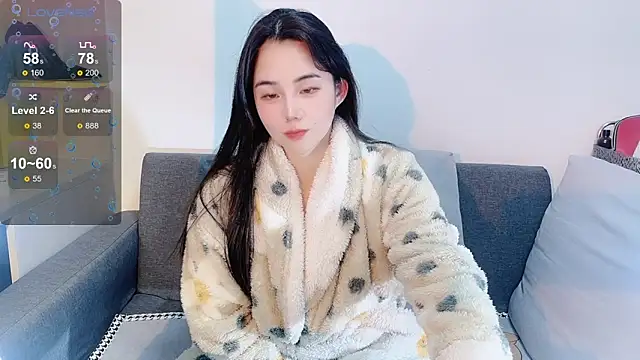 Snapshot of orla2021 chatting on 02/22/25, 12:51 orla2021 online show from 02/22/25, 12:51