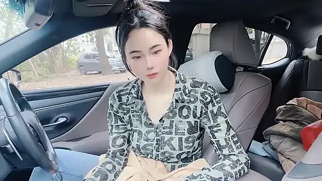 Snapshot of orla2021 chatting on 02/28/25, 01:37 orla2021 online show from 02/28/25, 01:37