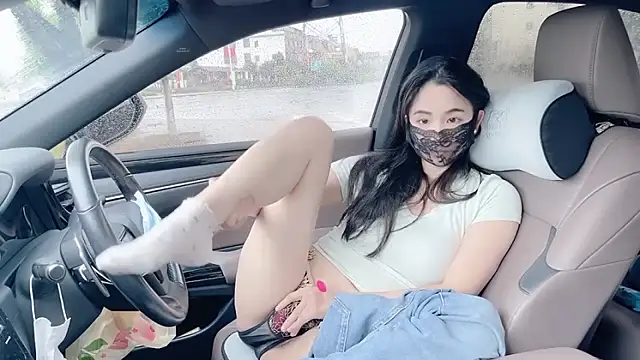 Snapshot of orla2021 chatting on 10/18/25, 02:14 orla2021 online show from 10/18/25, 02:14