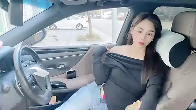 orla2021 online show from 11/13/25, 01:04