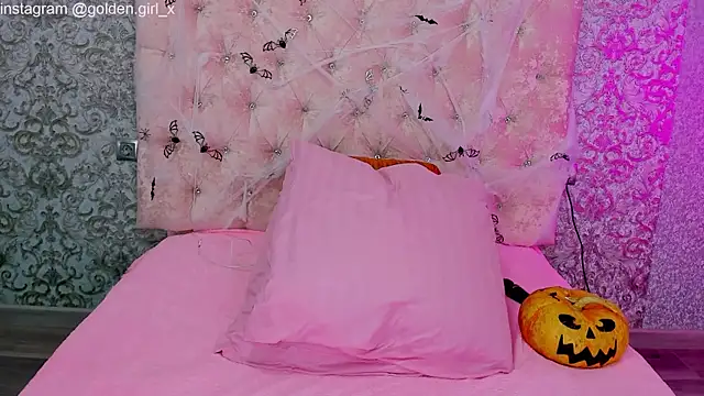 Akilla Queen online show from 11/05/25, 02:00