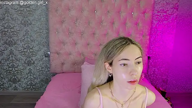 Akilla Queen online show from 06/12/26, 01:59