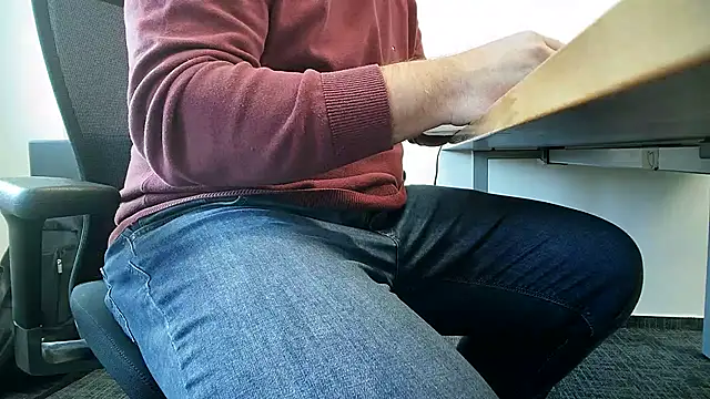 69bezfleku online show from 01/29/25, 10:27